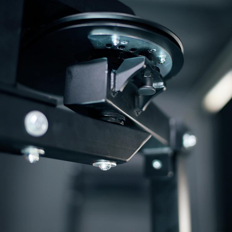 Reverse Fly - Pec Dec